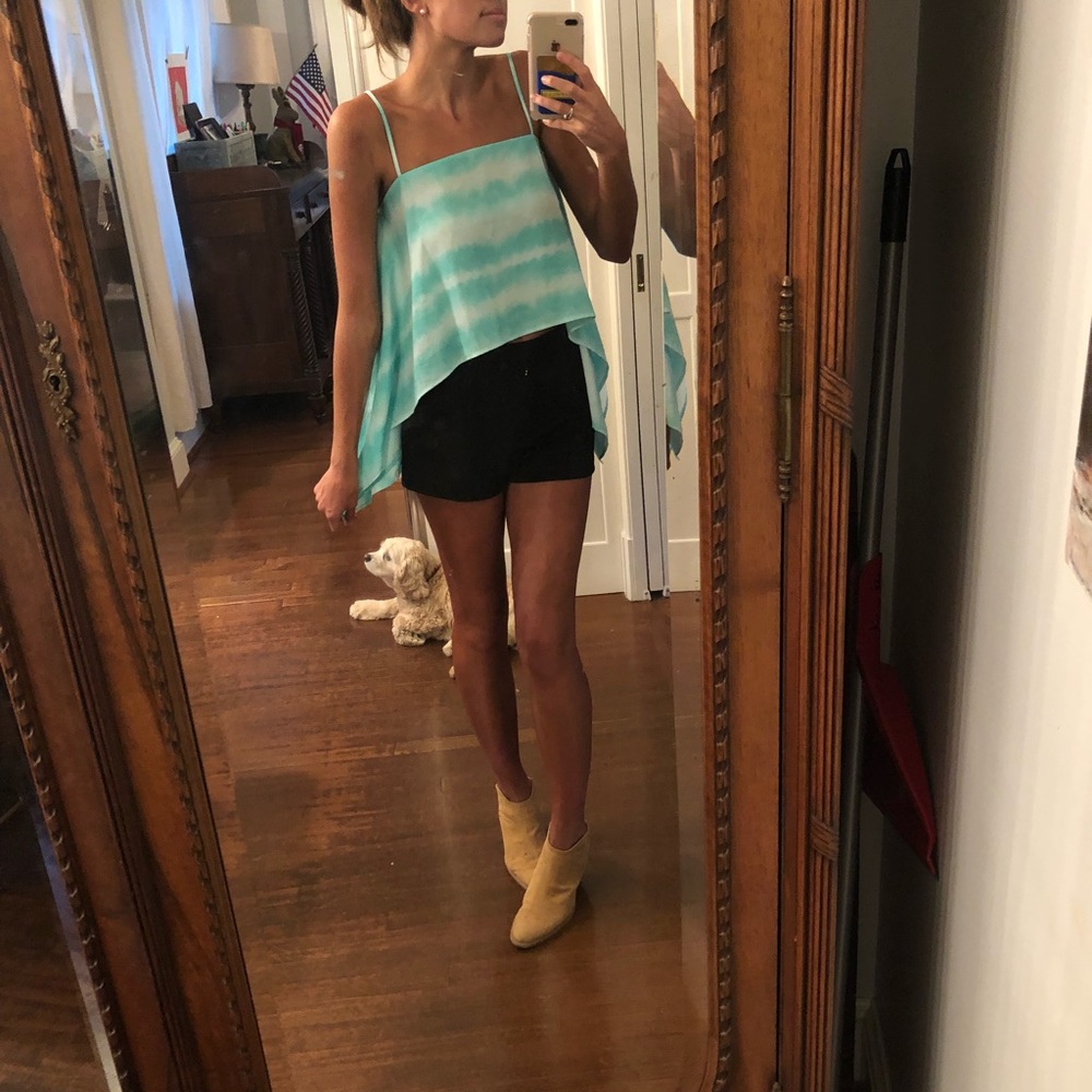 Turquoise flowy top